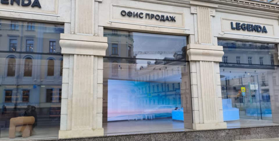Внутренний LED экран для офиса продаж LEGENDA
